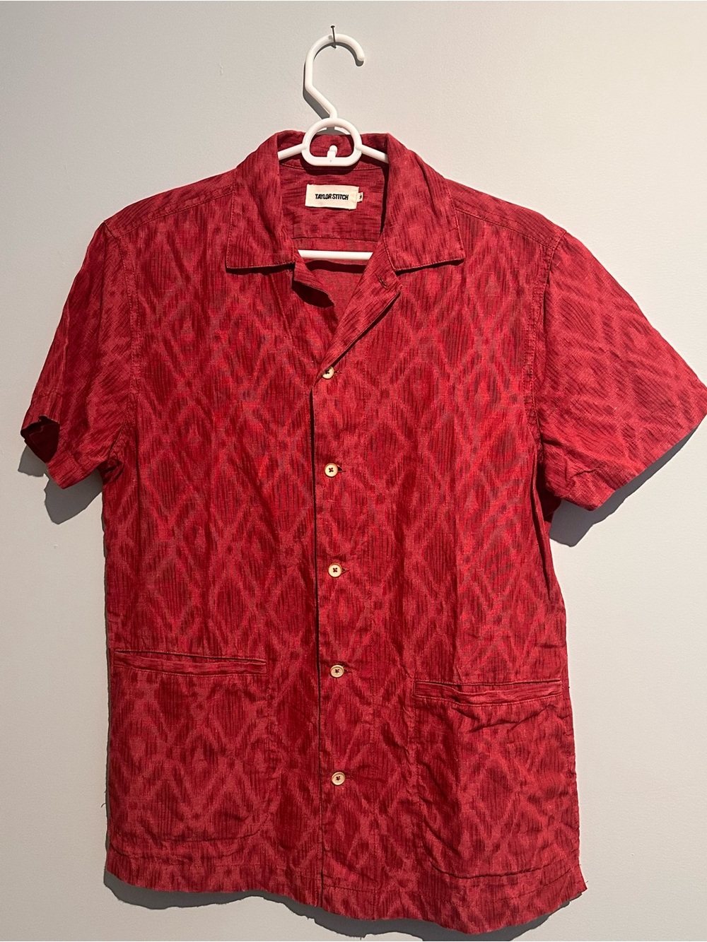 Taylor Stitch The Havana in Wine Ikat